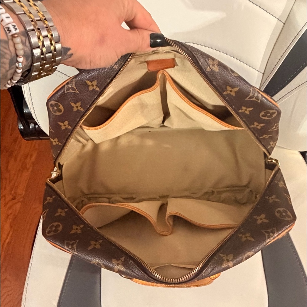 EXCELLENT NO CALL OUTS AUTHENTIC Louis Vuitton Deuville Leather HAND BAG - Picture 16 of 16